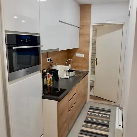 Downtown Post Office View 塞拉耶佛